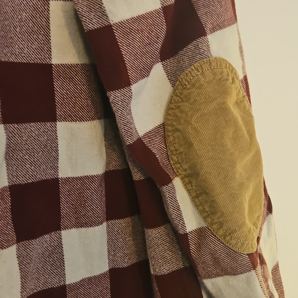 Roots Men's Maroon & White Plaid Button-Down Shirt - Picture 6 of 8